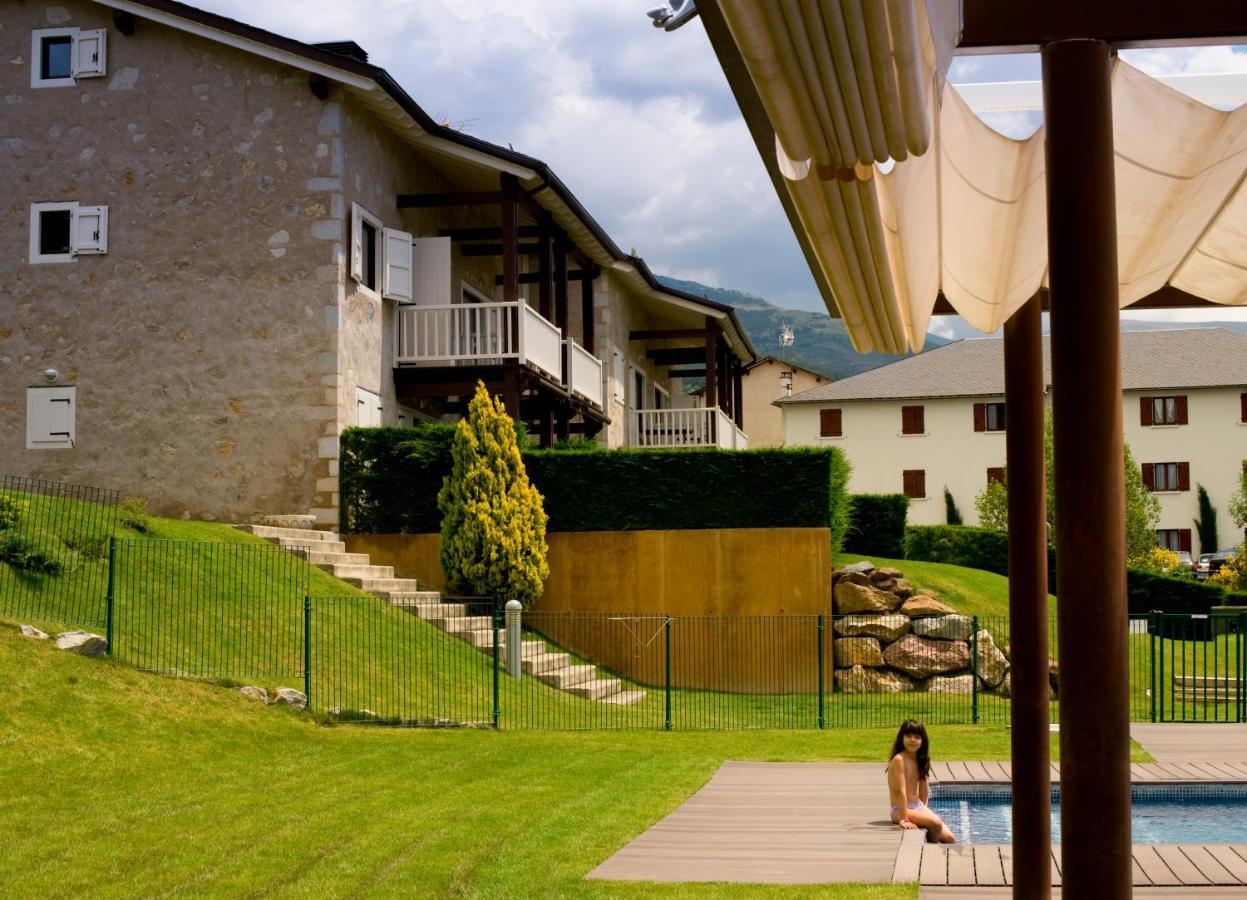 Casa 4 Habitaciones En Osséja Buitenkant foto